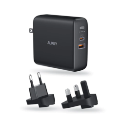 Aukey PA-PD20 5000 mAh, Powerbank with Integrated Outlet, Black, 18 W